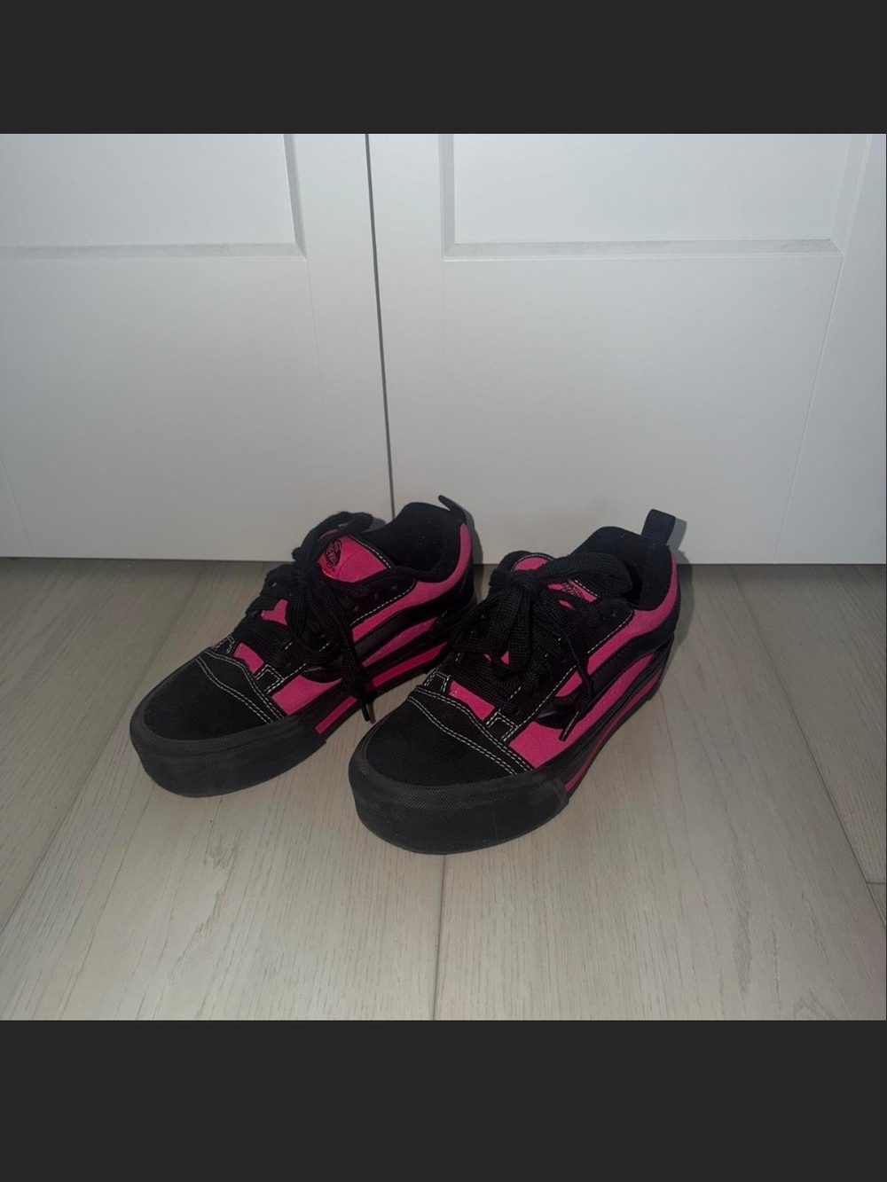 Old Knu Skool Vans Black and Pink Low-Top Platform Sneakers 8